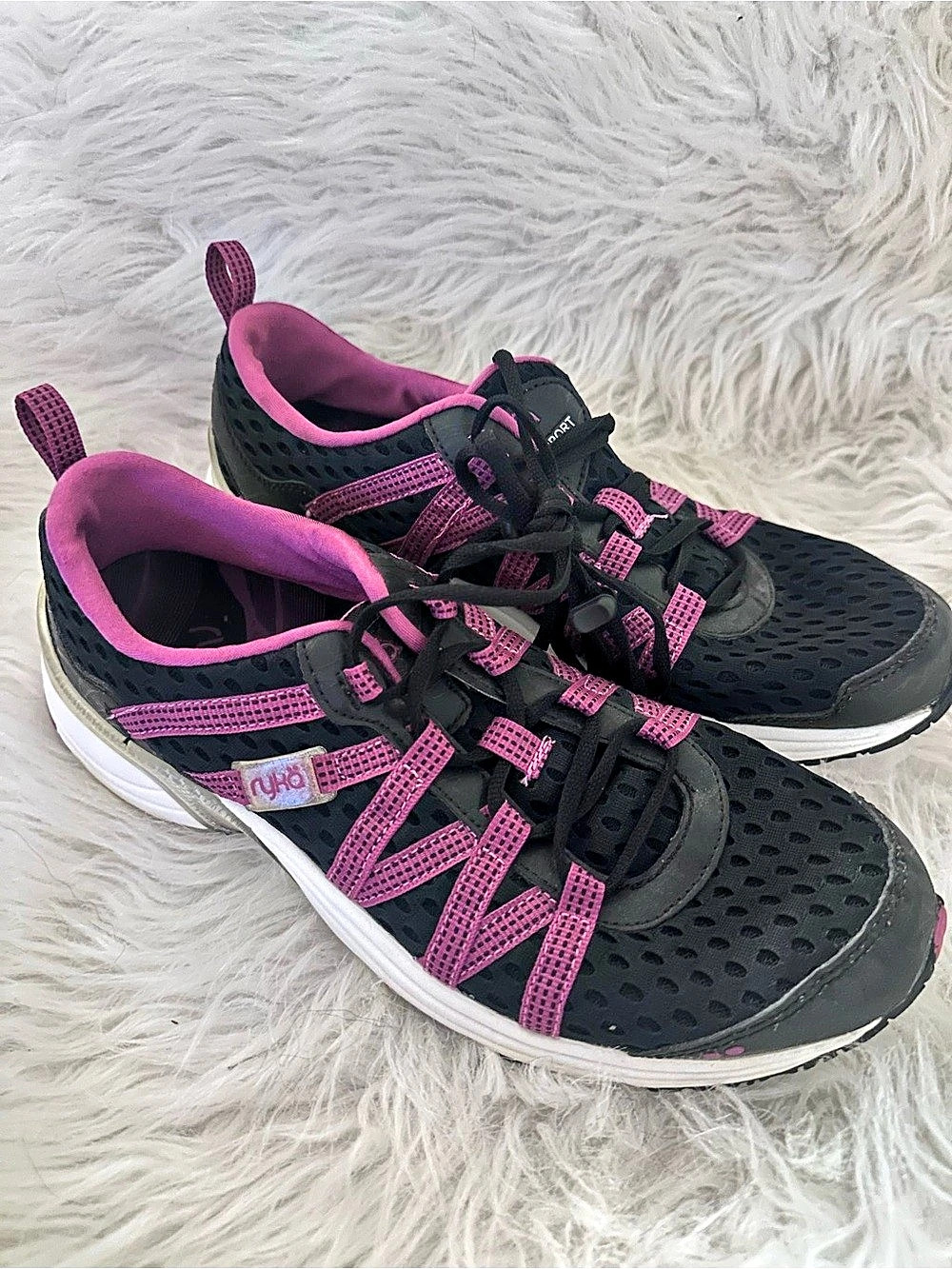 Ryka Hydro Sport 2 Athletic Shoes Black & Pink US 10M